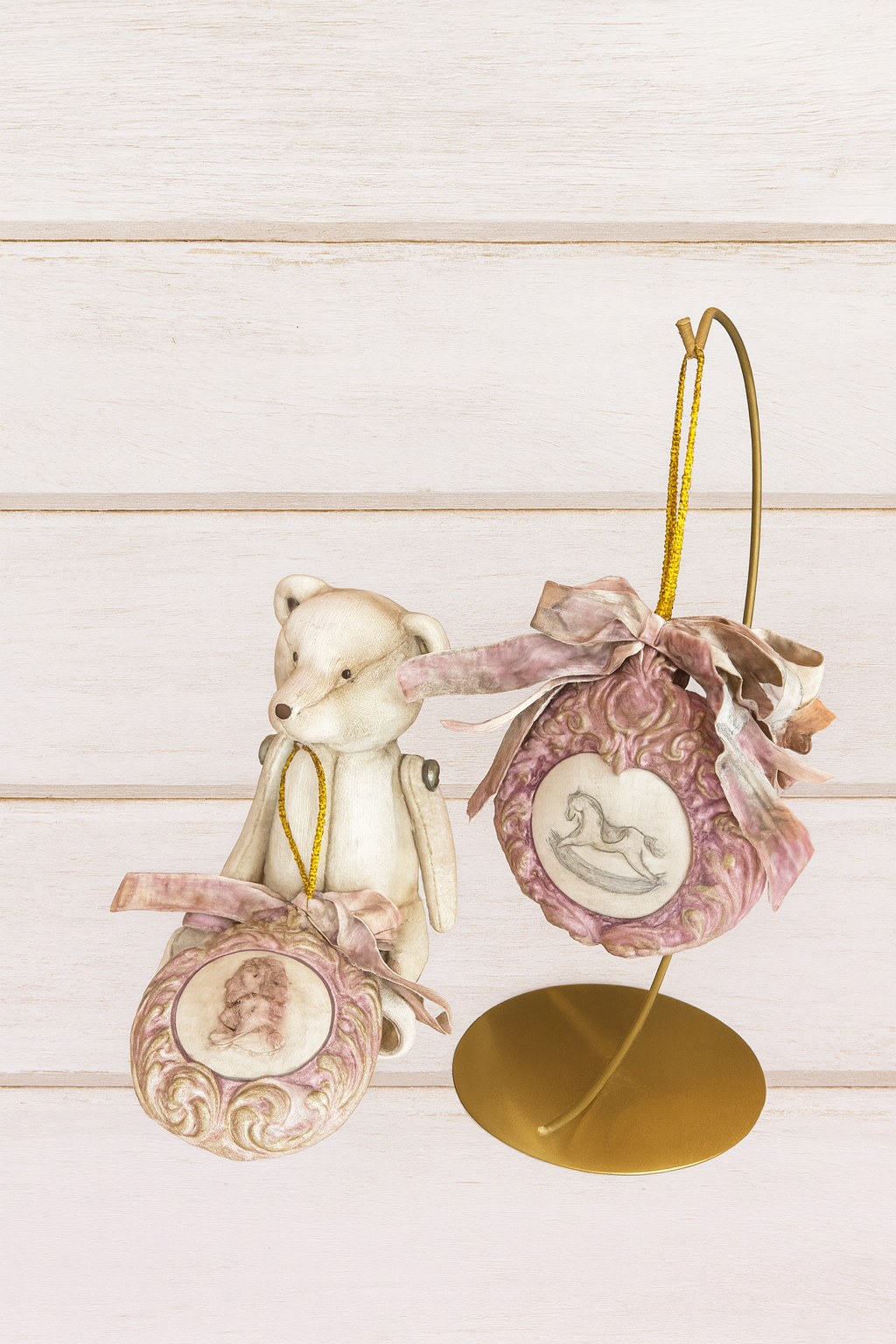 Duo Rose Vintage Médaillons