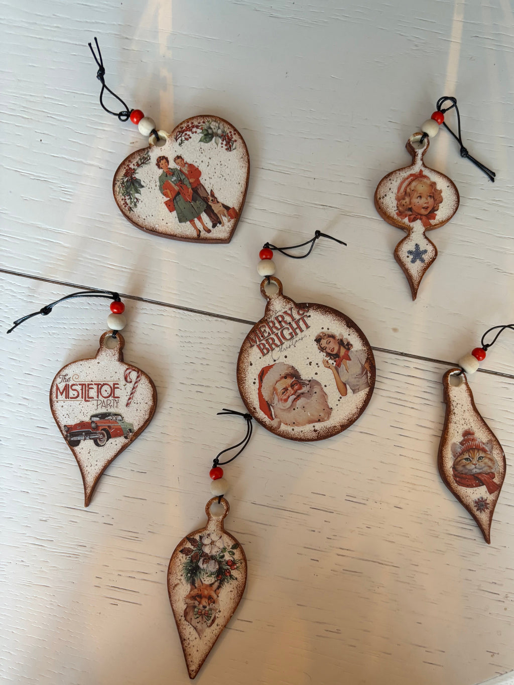 Suspensions de Noël rétro